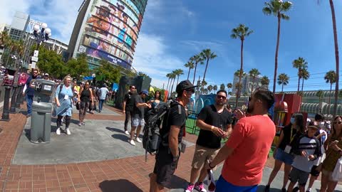 San Diego Comic Con 2022... Lines, Lines and more Lines