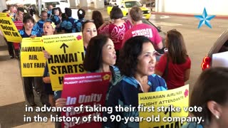 Hawaiian flight attendants picket in advance of strike vote