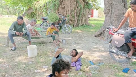 Such A Bad Life Of Poor People In UP Of India { Uttar Pradesh Former Lifestyle { RealLifeIndia