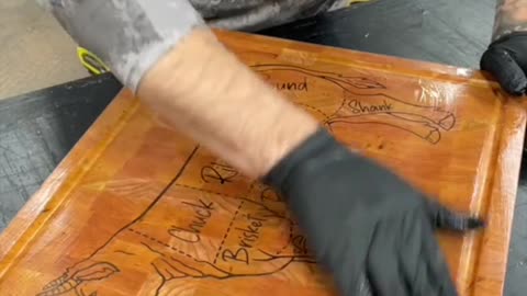 Apply Varnish On The Surface Of The Board