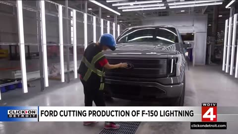 Ford slashes electric F-150 Lightning production, cites demand