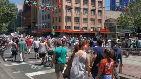 Melbourne Marching - Reclaim the Line 12 Dec 2021