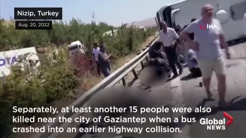 2 bus crashes in Turkey kill at least 31 people at sites of earlier car collisions