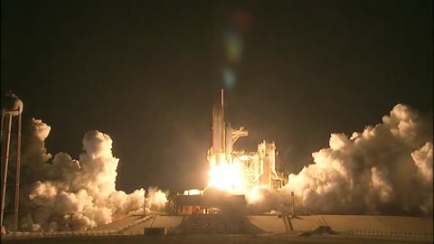 "Rocket's Majestic Ascent: NASA's Mesmerizing Launch with Relaxing Soundtrack"