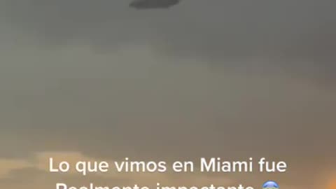 ¿Dirigible o platillo volador en Miami?