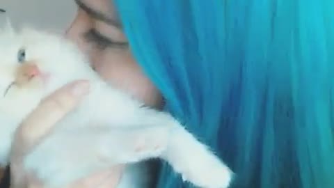 Fluffy baby cat Jessie likes kisses ❤️