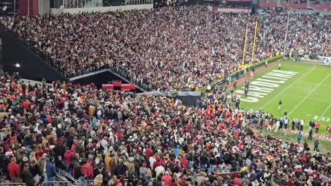 SOUTH CAROLINA WELCOMES TRUMP CHEERS FOR 2 SOLID MINUTES!