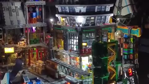 80 people made a city out of a million lego pieces in 2 days