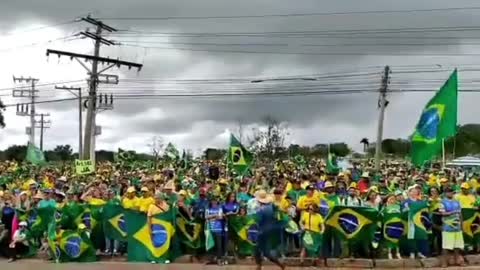'Forças Armas cumpram sua missão, salve a Nação'. dizem os Patriotas em Brasília 🪖🇧🇷 | 18-12-22