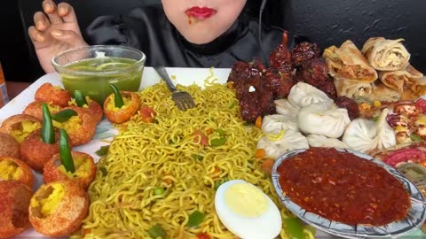 SPICY PANIPURI,MAGGI NOODLES,MOMO,EGG ROLLS,CHICKEN LOLLIPOP,VEG PIZZA,EGGS *ASMR EATING*