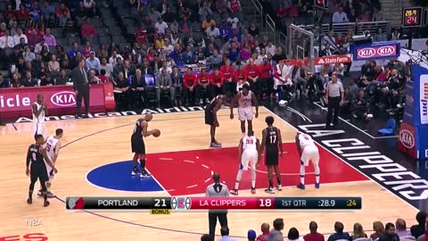 Gerald Henderson Mocks DeAndre Jordan at the Line, Misses Foul Shot