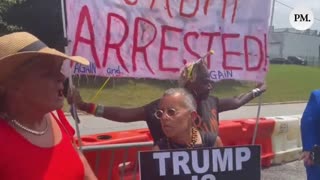 Protestors And Trump Supporting Patriots Get Heated Outside Of Fulton County Jail