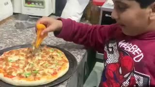 Pizza Cutting