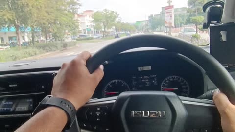 Test Drive Isuzu DMax