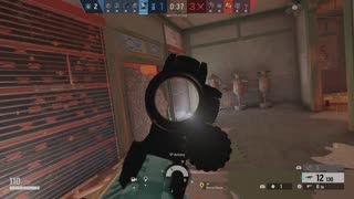 YOU KNOW THEY'RE MAD NOW! 1V4 SIEGE