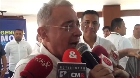 Lo que dijo Álvaro Uribe sobre pedirle exámenes médicos al presidente Gustavo Petro