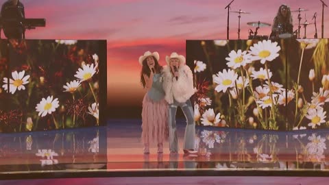 Trailer Flowers returns with an UPLIFTING original, "Who You Are" | Qualifiers | AGT 2023