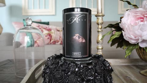 Candle Review: Kringle Reserve Sinful