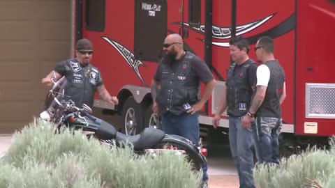 Bikers come to 5-year-old bullied girl's rescue