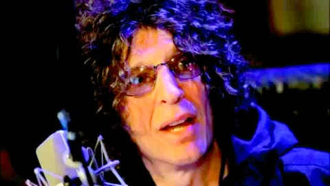 Howard Stern PISSED at Beyonce's Lip Syncing - M076n7 - 2013