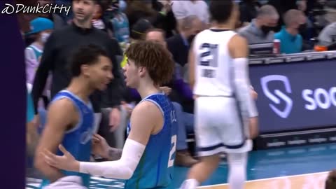 LaMelo Ball Wanna Fight His Teammates While Mental Breakdown In Heated Shoves！