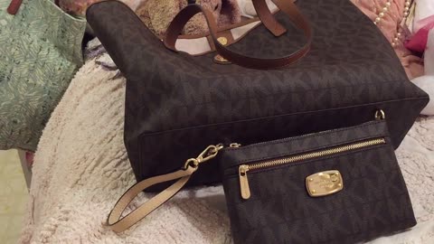 Michael Kors Tote & Wristlet Wallet