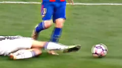 Messi-mocked-cristianno-ronaldo/hurt!