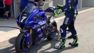 Best Yamaha R1M motogp bike 😍viral bike video