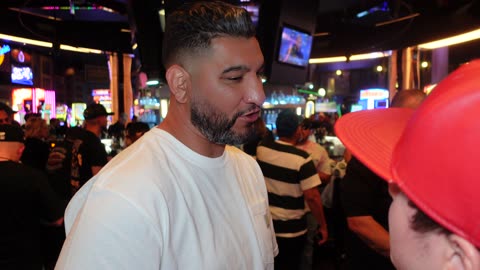 "A Boxing Match With Cain Valsequez Would Be Fun" Says Chris Arreola!!!