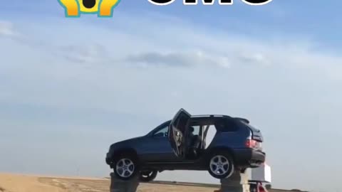 OMG 😱 Stunt from car #stunt #stuntvideo #autocar #modified #carmemes #carstunts #heavydriver