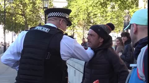 Man gets arrested for swearing at police