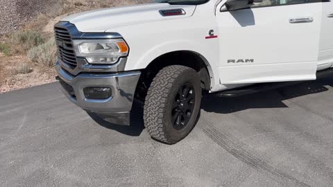 My only 3 dislikes so far - 2022 RAM 2500 Cummins Laramie