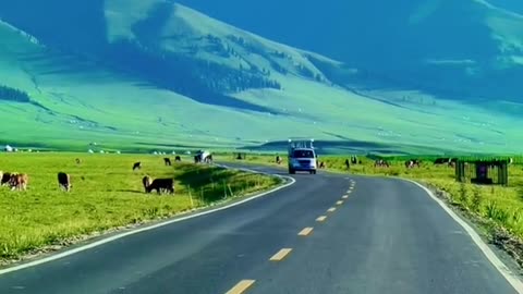 #The most beautiful scenery is on the road # Enjoy the beauty of nature together