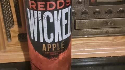 Redd's Wicked Apple 8% Alcohol