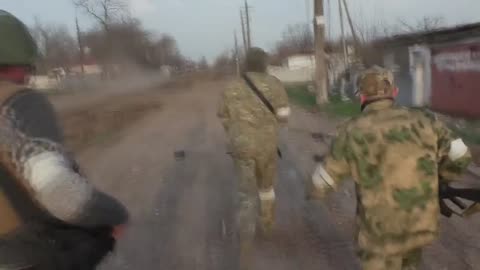 Graphic: Patrick Lancaster Frontline in Mariupol