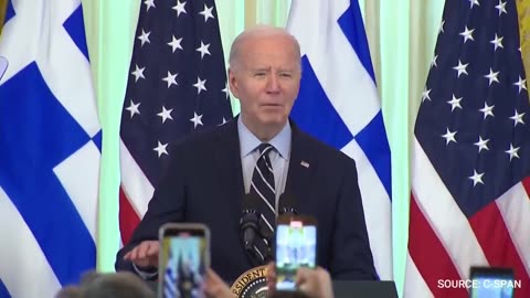 LOL: Biden Asks Handlers To Rewind Teleprompter After Getting Lost In Speech