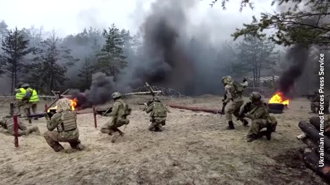 Ukraine military drills imitate real battlefield