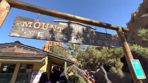 [2022] Timber Mountain Log Ride [Re open] - POV - (4K 60FPS) Knotts Berry Farm