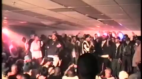 2PAC Ft. MC Breed Live - Gotta Get Mine 1993, Flint MI