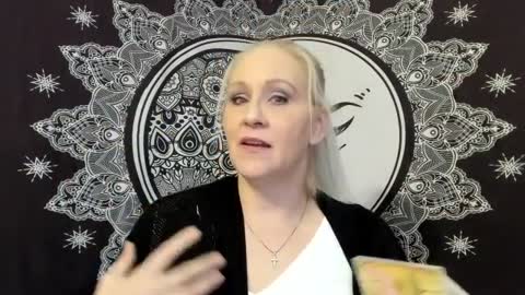 CANCER Weekly Tarot Reading