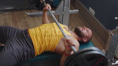Building a Bigger Chest: Bench Press Workout for Beginners