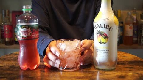 Malibu Pineapple Rum & Canada Dry Fruit Splash