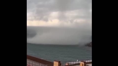 Huge Tornado in Russia