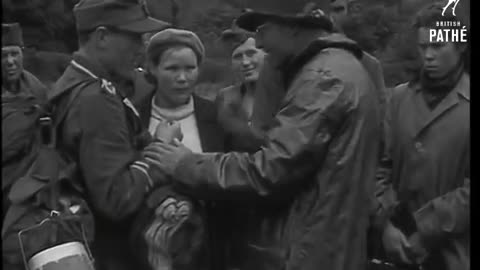 French Women Saying Goodbye To Their German POW Boyfriends