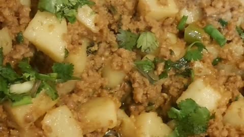 Delicious Potato Mince Recipe | Aloo Qeema Recipe