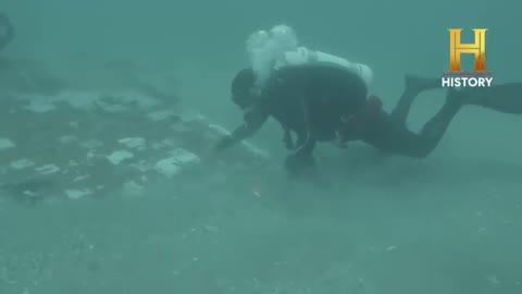 Wreckage From Challenger Spacecraft Found by Divers