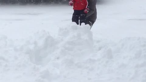 How Canadians check snowbanks