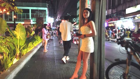 Nightlife Bangkok Thermae Cafe Street To Soi 4 Nana Walk Around So Many Freelancers!