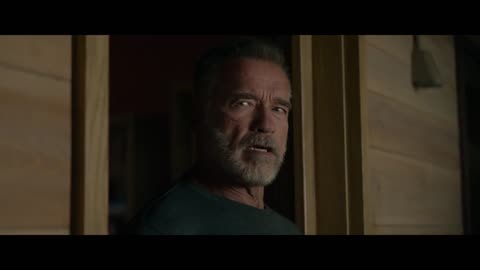 Terminator: Dark Fate / Sarah Connor Meets Terminator T-800 Scene (Arnold Schwarzenegger's Entrance