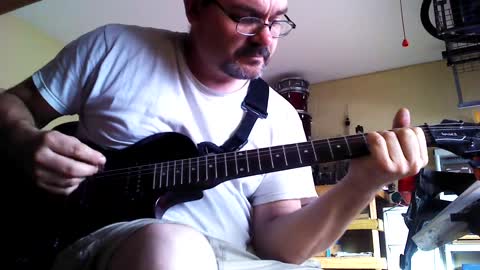 How I play Dokken "Alone Again'" on Guitar made for Beginners